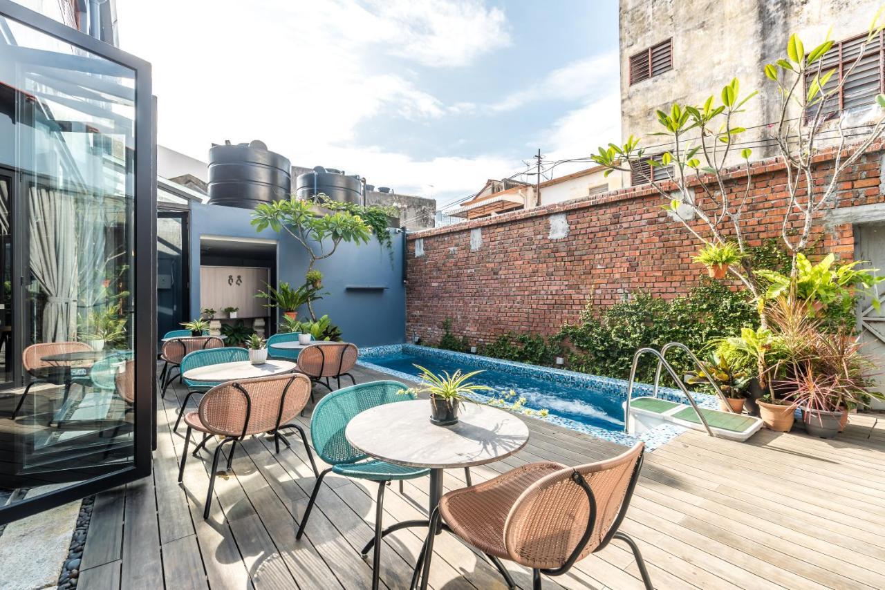 Отель Tien Terrace Macalister Джорджтаун Экстерьер фото